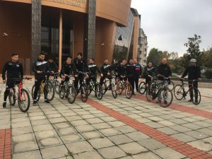 Футболисти от „Локомотив” се включиха в закриването на велосезона в „Тракия”