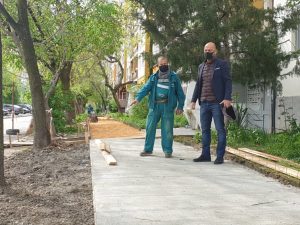 В "Тракия" започна изграждането на тротоари и паркоместа