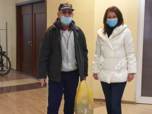 Родители и учители от ДГ „Десислава” с подкрепа за нуждаещи се тракийци