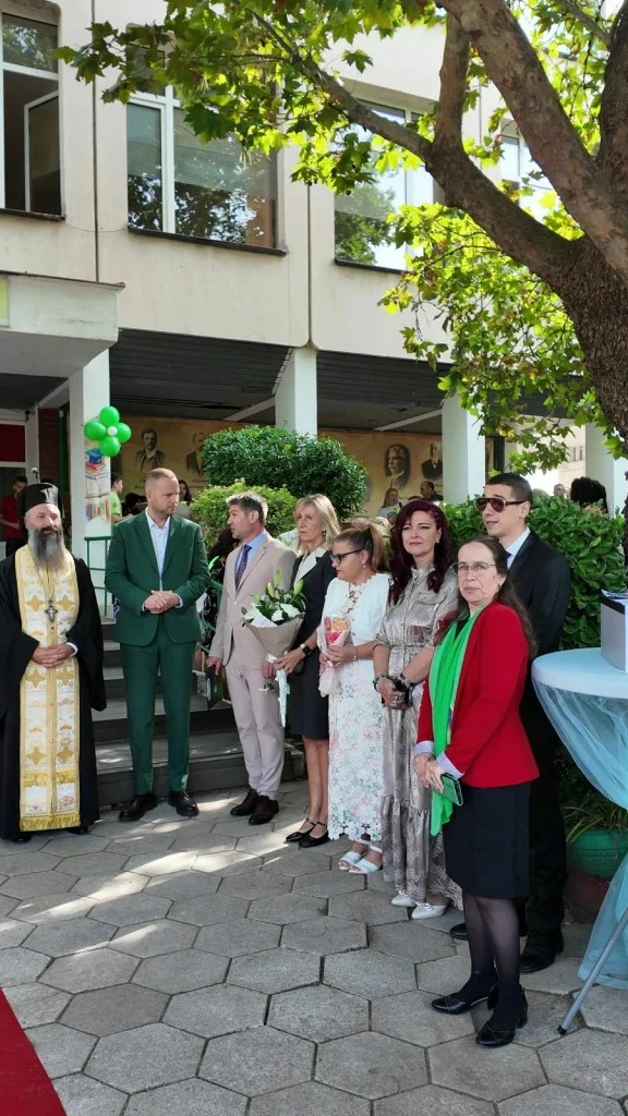 Кметът на „Тракия“ откри учебната година в училищата в района