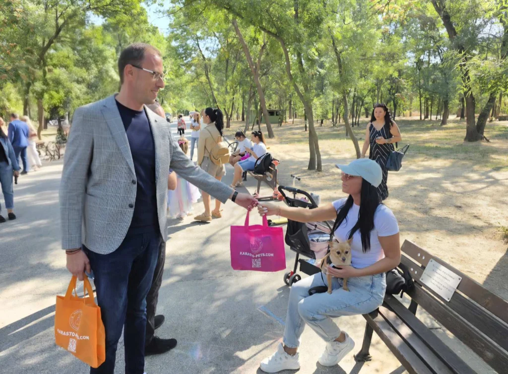 Деца, семейства и четириноги се събраха в парк „Лаута“ за инициативата „Моят верен приятел“